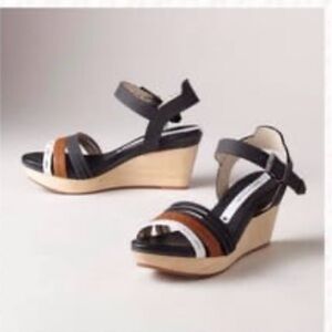 Bisbee Platform Sandal Size 11 / MATT BERNSON